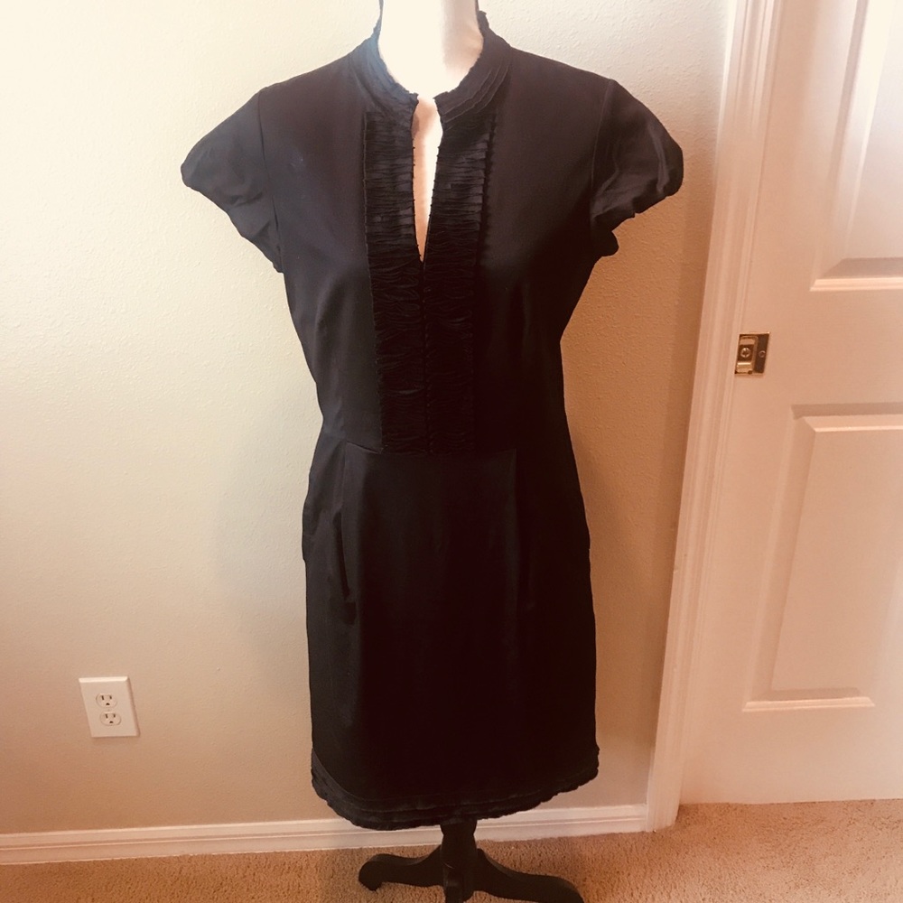 Ann Taylor stunning black dress. Like New